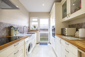 Kitchen- click for photo gallery